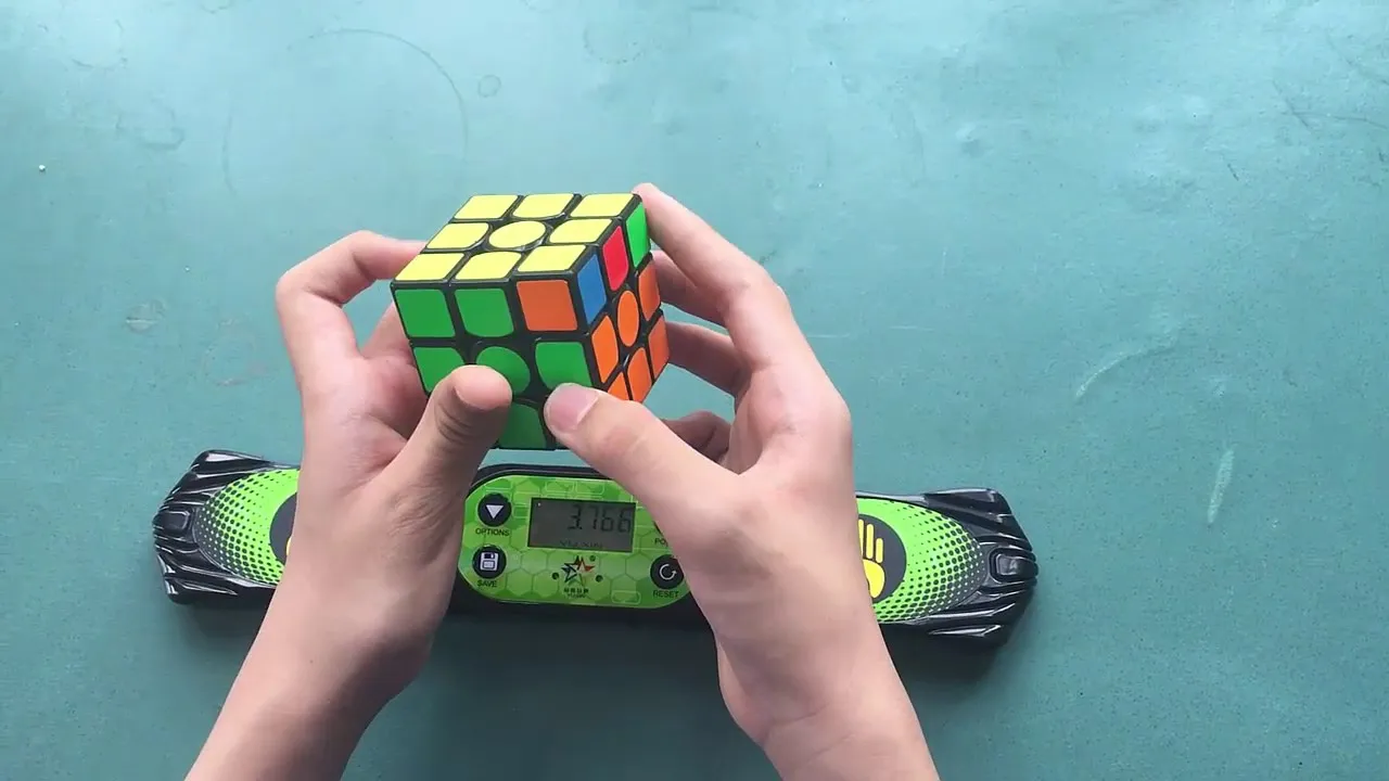 Cách giải Rubik 3×3 tầng 2