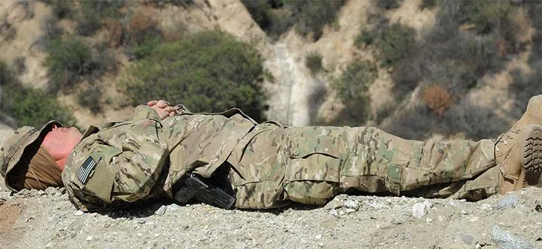 Ngưng các suy nghĩ trong 10 giây là bí quyết đi vào giấc ngủ nhanh của lính Mỹ