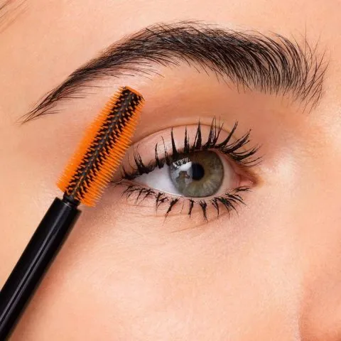 trang điểm mắt mascara