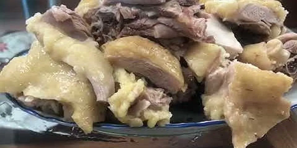 Cách chặt thịt gà luộc