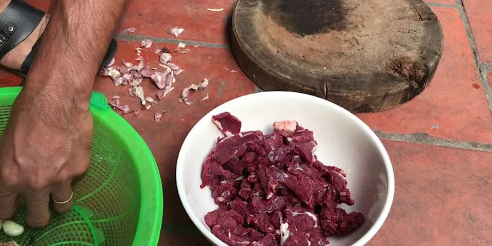 Cách nấu canh thịt trâu lá lốt